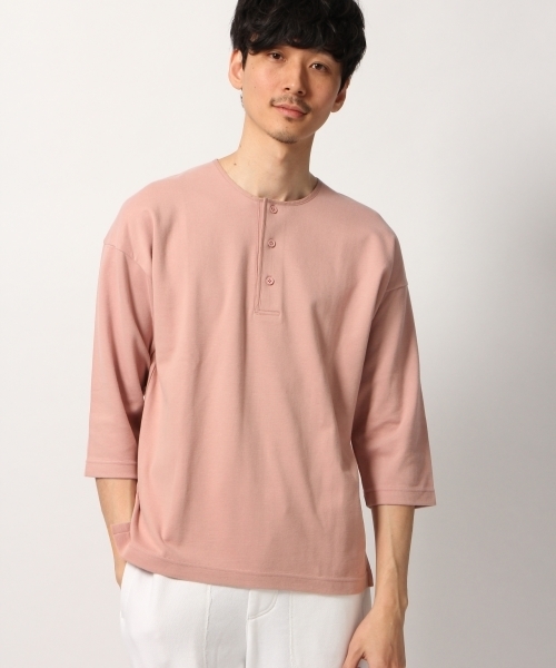 GLOBAL WORK(グローバルワーク)の「【ROOM】ヘンリーネック8分袖 Men/783165(Tシャツ/カットソー・メンズ・ライトピンク/ライトブルー/ホワイト・MEDIUM/LARGE)」の2枚目の写真