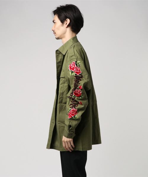 Iroquois（イロコイ）の「【Iroquois】REDROSE EMBROIDARY（ミリタリージャケット・メンズ・カーキ/ブラック・2/1）」の5枚目の写真