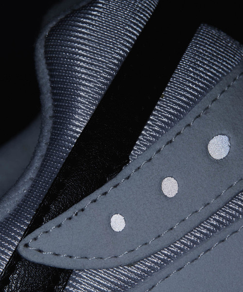 Reebok（リーボック）の「アズトレック [AZTREK BW]（スニーカー・メンズ・ホワイト×ブラック/ブラック×ホワイト・23.5cm/24.5cm/25.5cm/26.5cm/27.5cm/28.5cm/23.0cm/24.0cm/25.0cm/26.0cm/27.0cm/28.0cm/29.0cm）」の6枚目の写真