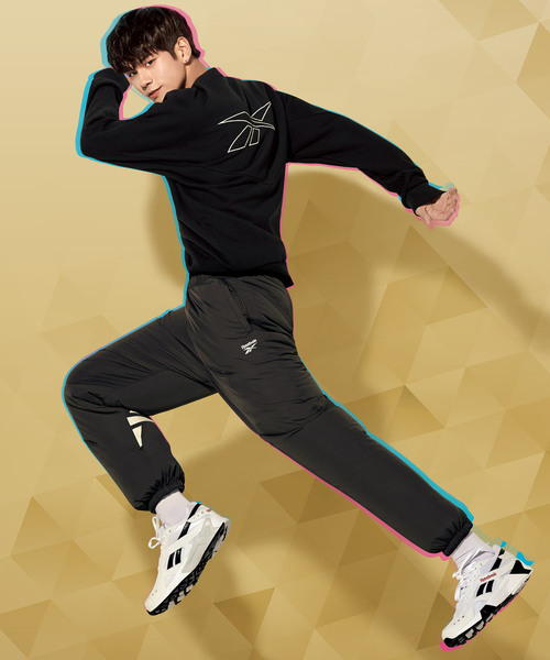 Reebok（リーボック）の「アズトレック [AZTREK BW]（スニーカー・メンズ・ホワイト×ブラック/ブラック×ホワイト・23.5cm/24.5cm/25.5cm/26.5cm/27.5cm/28.5cm/23.0cm/24.0cm/25.0cm/26.0cm/27.0cm/28.0cm/29.0cm）」の20枚目の写真