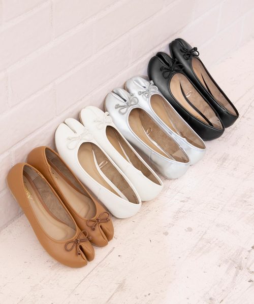 KOBE LETTUCE（コウベレタス）の「足袋バレエパンプス（パンプス・レディース・ホワイト/ブラック/シルバー/キャメル/パイソン/ベージュ/ブラウン・LL/S/M/L）」の22枚目の写真