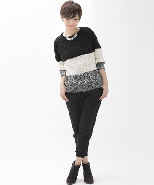 NANO universe（ナノユニバース）の「3段配色ケーブルニットプルオーバー L/S（ニット/セーター・レディース・ブラック/グレー・FREE）」の14枚目の写真