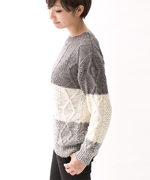 NANO universe（ナノユニバース）の「3段配色ケーブルニットプルオーバー L/S（ニット/セーター・レディース・ブラック/グレー・FREE）」の9枚目の写真