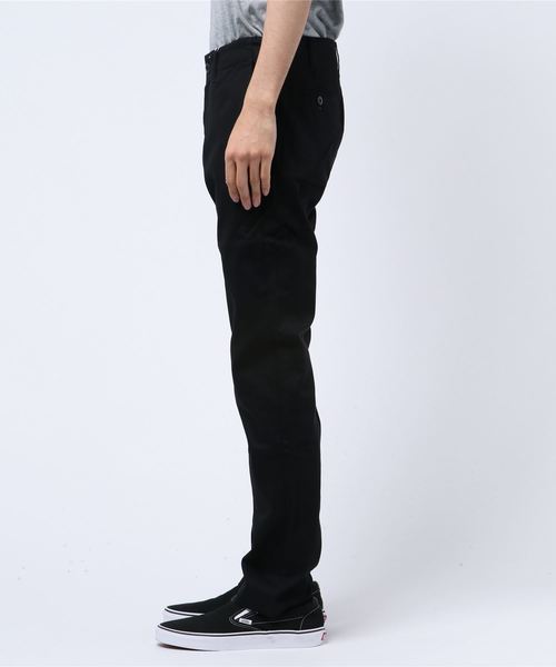 THISIS(ディスイズ)の「ストレッチ チノパンツ(チノパンツ・メンズ・ホワイト/ブラック/ベージュ/ネイビー/カーキ・SMALL/MEDIUM/LARGE/X-LARGE)」の7枚目の写真