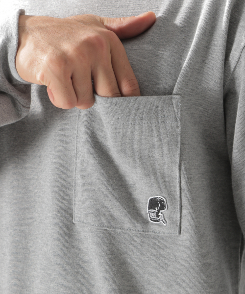 EVERLAST(スポーツ・ライフスタイル)(エバーラスト)の「【EVERLAST(エバーラスト)】別注ソデロゴL/S TEE(Tシャツ/カットソー・メンズ・ホワイト/グレー/ブラック・MEDIUM/LARGE/SMALL)」の14枚目の写真