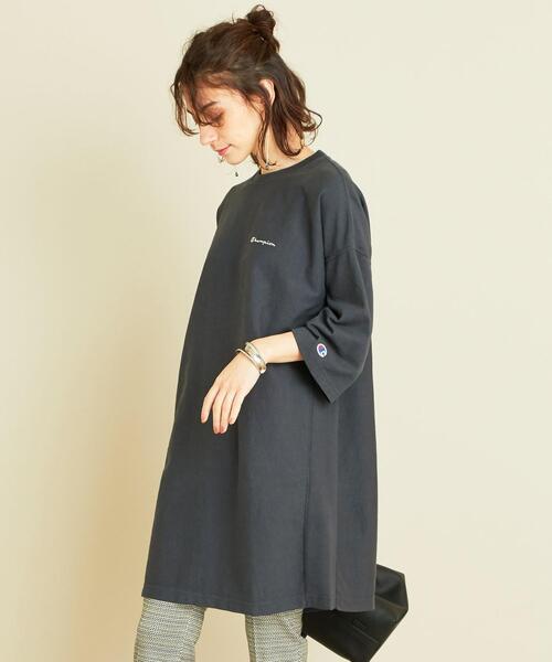 Champion（チャンピオン）の「【別注】＜Champion（チャンピオン）＞∴リバースウィーブ5分袖ワンピース о（ワンピース・レディース・ロイヤルブルー/ブラック/オリーブ・FREE）」の5枚目の写真