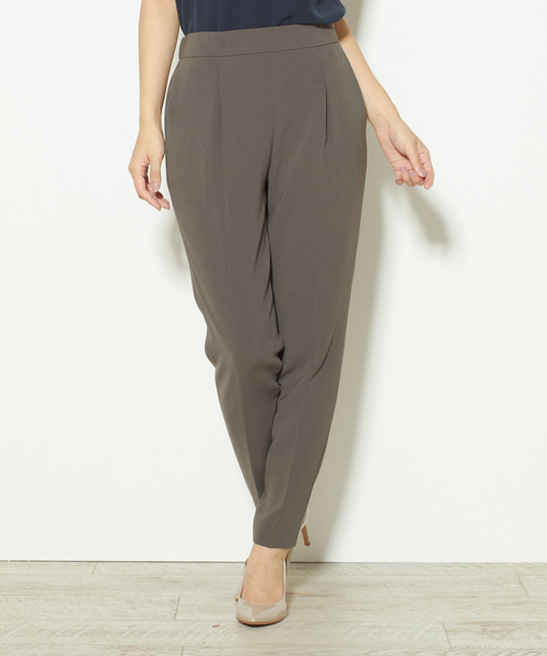 Liesse（リエス）の「センタープレスパンツ（その他パンツ・レディース・モスグリーン/ブラック/チャコールグレー/ライトグレー・M/L/S）」の3枚目の写真