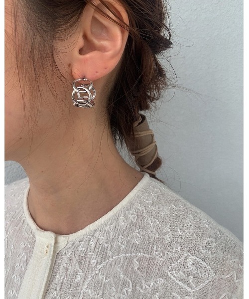 mou（モウ）の「Hoop Chain Pierce（ピアス（両耳用）・レディース・シルバー・FREE）」の6枚目の写真