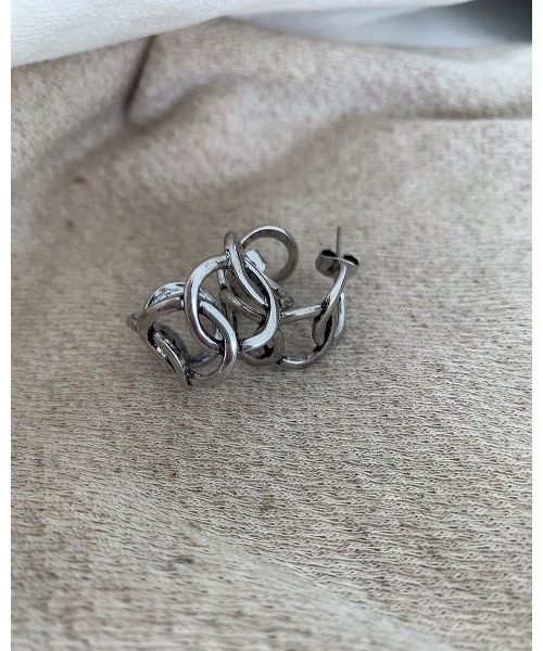 mou（モウ）の「Hoop Chain Pierce（ピアス（両耳用）・レディース・シルバー・FREE）」の7枚目の写真