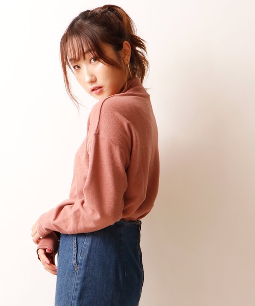 nougatine（ヌガティーヌ）の「【nougatine】リブ見えスラブライク天竺ハイネックオーバープルオーバー（ニット/セーター・レディース・チャコールグレー/ピンク/アイボリー・M）」の8枚目の写真