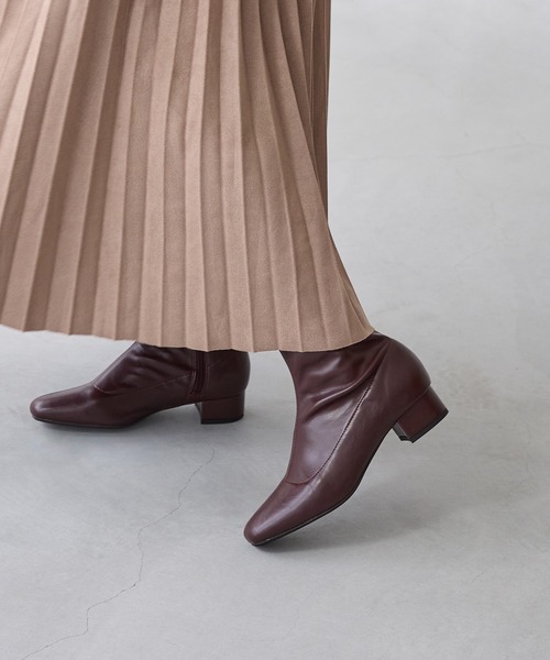 menue（メヌエ）の「3.5cmヒール ローヒール ストレッチブーツ（ブーツ・レディース・ホワイト/ブラック/ブラウン/ブラック系その他/モカ/グレイッシュベージュ/アイボリー/ラベンダー/ベージュ・LL/3L/S/M/L/XS/XXS）」の16枚目の写真