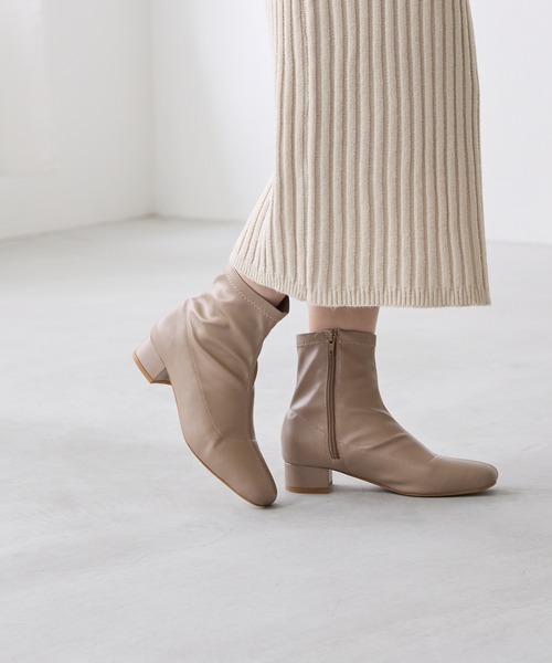 menue（メヌエ）の「3.5cmヒール ローヒール ストレッチブーツ（ブーツ・レディース・ホワイト/ブラック/ブラウン/ブラック系その他/モカ/グレイッシュベージュ/アイボリー/ラベンダー/ベージュ・LL/3L/S/M/L/XS/XXS）」の11枚目の写真