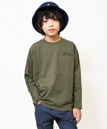 袖ロゴプリントロングTシャツ