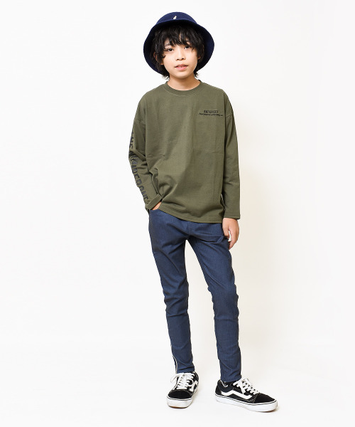 RAT EFFECT（ラットエフェクト）の「袖ロゴプリントロングTシャツ（Tシャツ/カットソー・キッズ・ベージュ/オフホワイト/カーキ/ブルー/ブラック・120/130/140/150/160/170）」の11枚目の写真