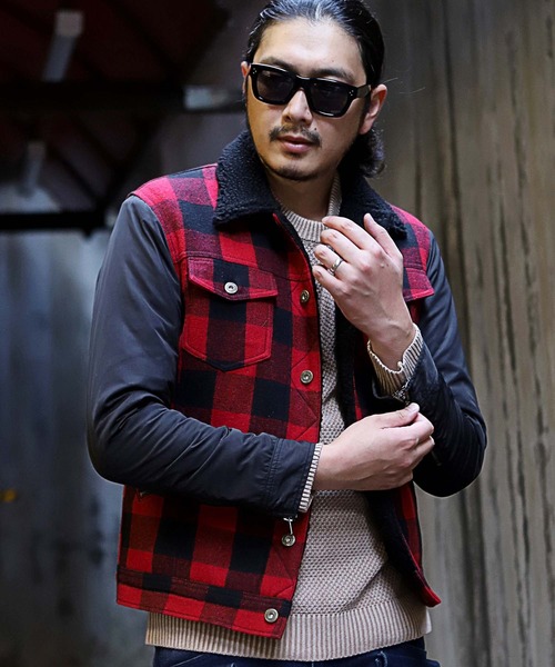 RATTLE TRAP(ラトルトラップ)の「ボアブルゾン(ブルゾン・メンズ・ブルー/ブラック×レッド・LL/S/M/L)」の2枚目の写真