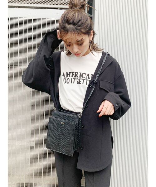 GYDA(ジェイダ)の「AMERICANS DO IT BETTER Tシャツ(Tシャツ/カットソー・レディース・オフホワイト/ブラック/カーキ・FREE)」の9枚目の写真