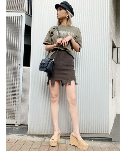 GYDA(ジェイダ)の「AMERICANS DO IT BETTER Tシャツ(Tシャツ/カットソー・レディース・オフホワイト/ブラック/カーキ・FREE)」の7枚目の写真