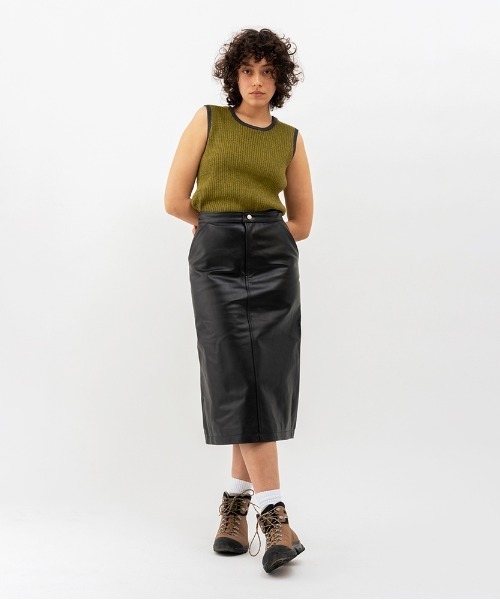 stussy talo sweater vest woman セーターベスト stussy talo sweater vest woman セーターベスト - メルカリ