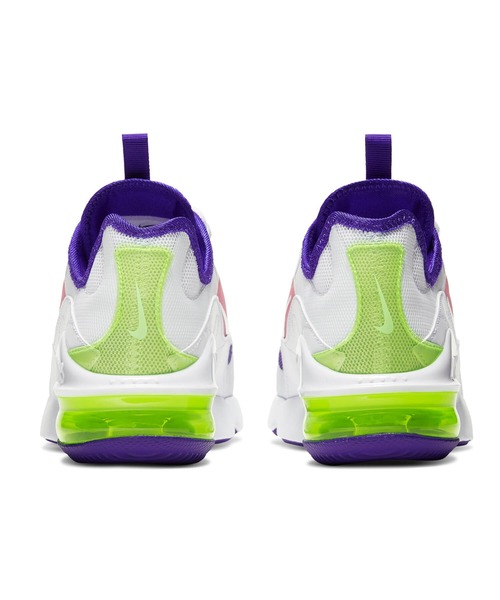 NIKE（ナイキ）の「ﾅｲｷ WSｴｱﾏｯｸｽｲﾝﾌｨﾆﾃｨ2AMD　CZ0436（スニーカー・レディース・ホワイト×ブルー・23.5cm/24.5cm/23.0cm/24.0cm）」の4枚目の写真