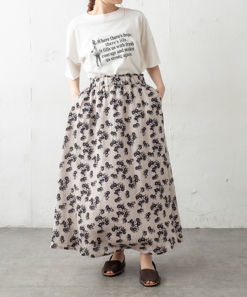PUAL CE CIN（ピュアルセシン）の「麻/リネン キャンバス中花プリントスカート（スカート・レディース・ホワイト/ブラック/ナチュラル・FREE）」の7枚目の写真