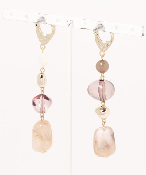 DRWCYS(ドロシーズ)の「マルチカラーストーンロングピアス(ピアス(両耳用)・レディース・ブラウン/グレー/アイボリー・FREE)」の6枚目の写真