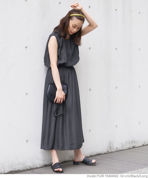 coca（coca）（コカ）の「バックリボンスタンドカラーサテンワンピース（ワンピース・レディース・ブラック/ブラウン/ブルー/グレー系その他・SHORT/LONG）」の8枚目の写真