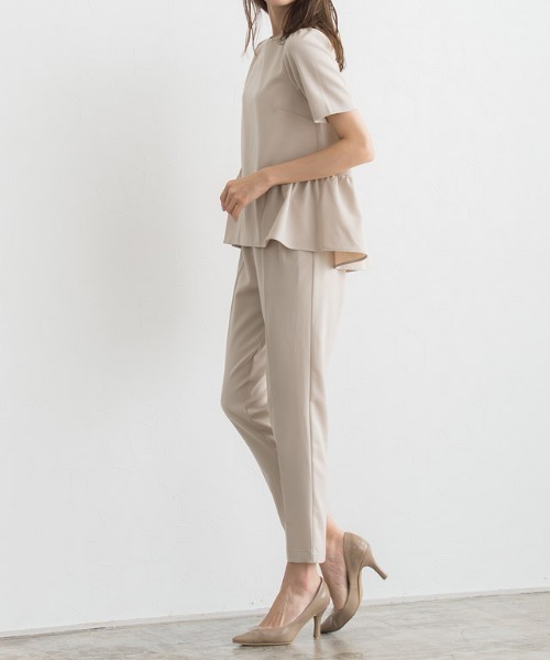 Pierrot（ピエロ）の「フレア切り替え半袖セットアップ（セットアップ・レディース・グレイッシュベージュ/グレイッシュブルー/ブラック・L/M/PM）」の10枚目の写真