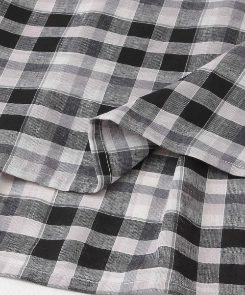 URBAN RESEARCH DOORS（アーバンリサーチドアーズ）の「チェック柄バックタックブラウス（シャツ/ブラウス・レディース・その他1/その他2・ONE）」の3枚目の写真