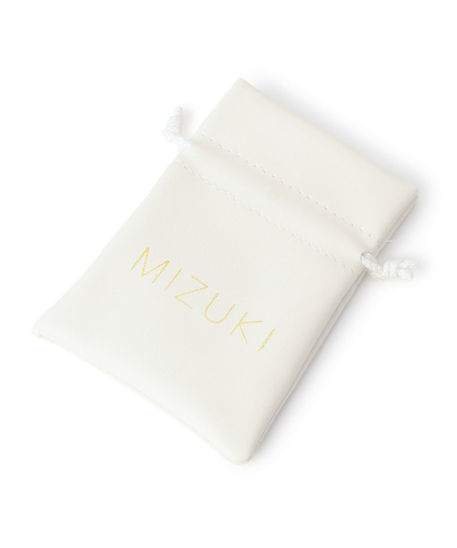 MIZUKI(ミズキ)の「MIZUKI / 14KYGアコヤパールオーバルフープピアス(ピアス(両耳用)・レディース・ホワイト・FREE)」の4枚目の写真