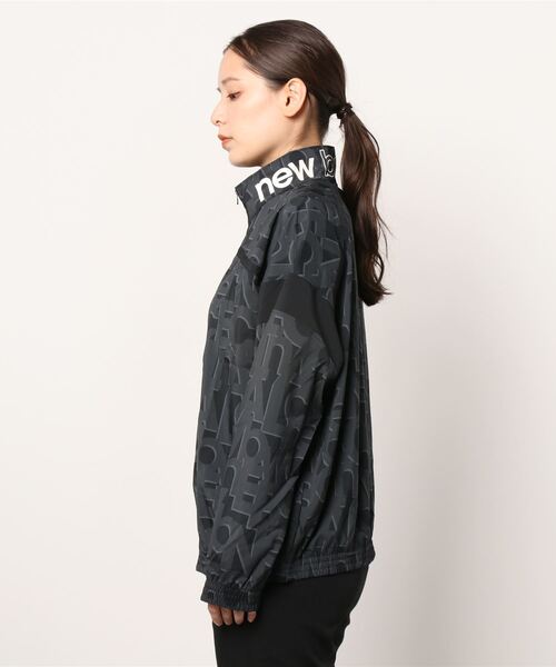NEW BALANCE(ニューバランス)の「Relentless ストレッチウーブン プリンテッド ジャケット(ナイロンジャケット・レディース・ブラック×グレー/ブラック×ホワイト/ブルー系その他・SMALL/MEDIUM/LARGE/X-LARGE)」の10枚目の写真