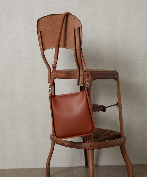 FREAK'S STORE（フリークスストア）の「▽【WEB限定】スクエアショルダーバッグ（ショルダーバッグ・レディース・ホワイト/ブラック/ベージュ/ブラウン/オリーブ・ONE SIZE）」の21枚目の写真