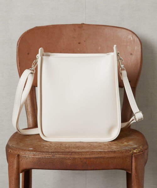 FREAK'S STORE（フリークスストア）の「▽【WEB限定】スクエアショルダーバッグ（ショルダーバッグ・レディース・ホワイト/ブラック/ベージュ/ブラウン/オリーブ・ONE SIZE）」の20枚目の写真