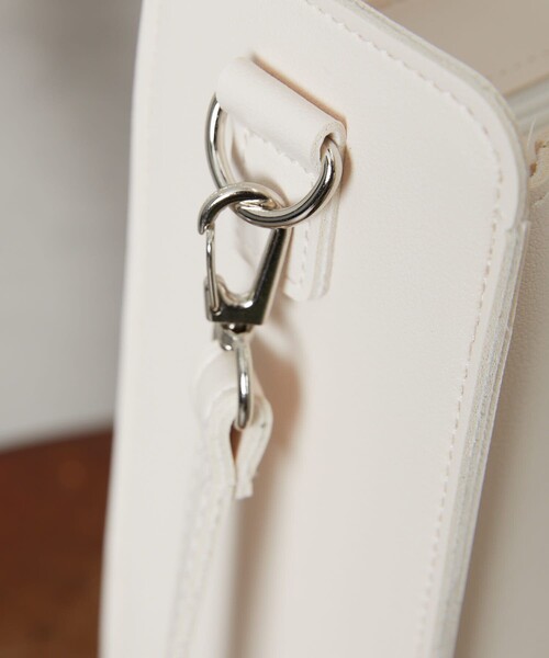 FREAK'S STORE（フリークスストア）の「▽【WEB限定】スクエアショルダーバッグ（ショルダーバッグ・レディース・ホワイト/ブラック/ベージュ/ブラウン/オリーブ・ONE SIZE）」の16枚目の写真