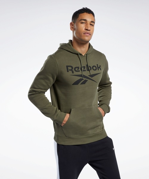 Reebok(リーボック)の「トレーニング エッセンシャルズ ビッグ ロゴ フーディー / Training Essentials Big Logo Hoodie(パーカー・メンズ・ブラック/レッド/ヘザーグレー/アーミー/ブラック×ブルー・SMALL/MEDIUM/LARGE/X-LARGE/XX-LARGE/X-SMALL/XXX-LARGE)」の4枚目の写真