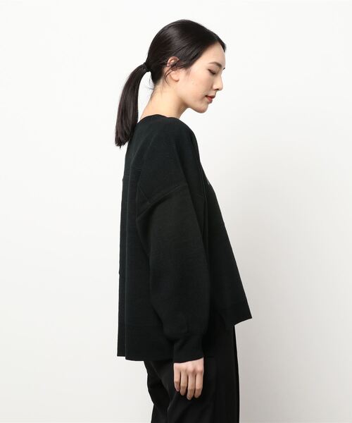 INTERPLANET（インタープラネット）の「【ＷＥＢ限定】ＦＬＡＴＴＥＲＹジャガードニット（ニット/セーター・レディース・ブラウン/ブラック/オフホワイト・FREE）」の4枚目の写真