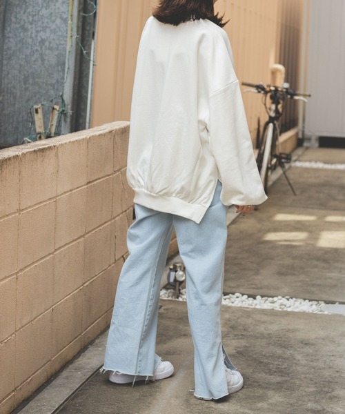 WEGO（ウィゴー）の「WEGO/【WEB限定】バルーンシルエットロゴスウェット（スウェット・レディース・杢グレー/ネイビー/アイボリー/ホワイト/ホワイト系その他/ダークグリーン・FREE）」の13枚目の写真