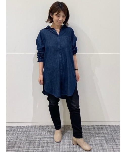 GAP（ギャップ）の「スカイハイライズ マムジーンズ（デニムパンツ・レディース・ダークブラック・27/26/25/28/29/23/24/30）」の11枚目の写真