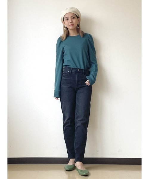 GAP（ギャップ）の「スカイハイライズ マムジーンズ（デニムパンツ・レディース・ダークブラック・27/26/25/28/29/23/24/30）」の15枚目の写真