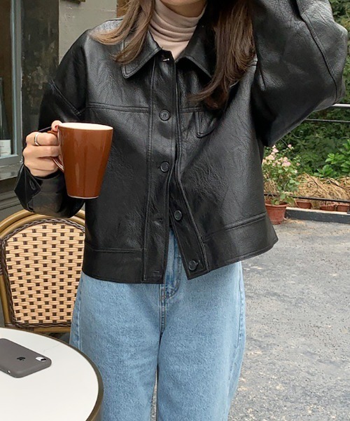 ABYS（アビス）の「フェイクレザーショートブルゾン（ブルゾン・レディース・ブラック/ブラウン・FREE）」の5枚目の写真