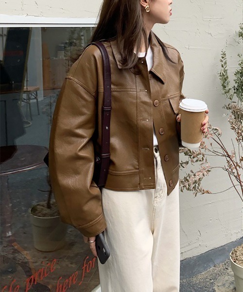 ABYS（アビス）の「フェイクレザーショートブルゾン（ブルゾン・レディース・ブラック/ブラウン・FREE）」の9枚目の写真