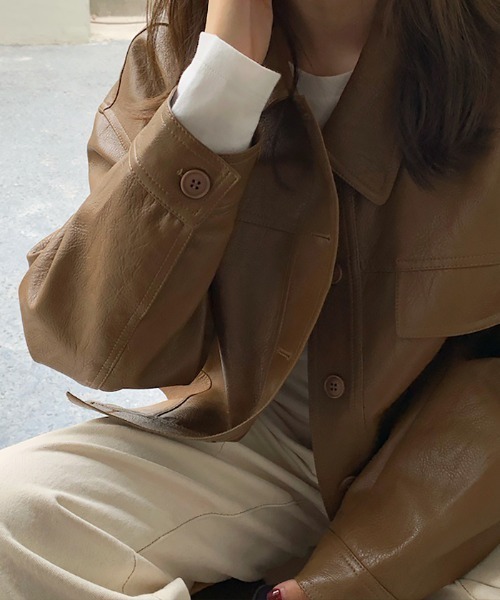 ABYS（アビス）の「フェイクレザーショートブルゾン（ブルゾン・レディース・ブラック/ブラウン・FREE）」の16枚目の写真