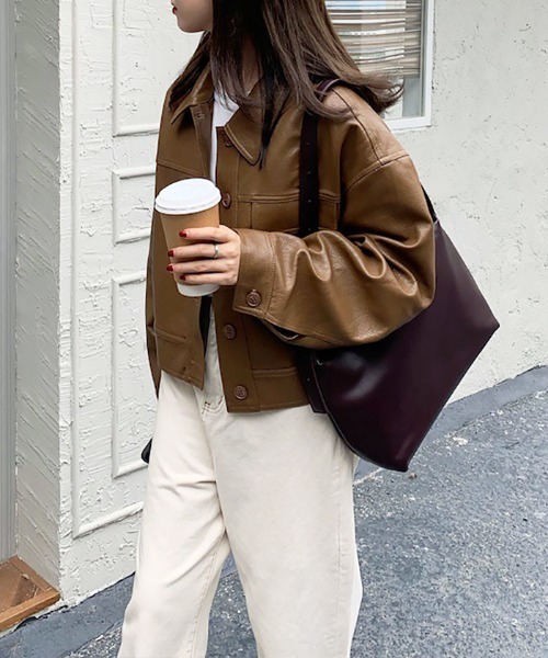 ABYS（アビス）の「フェイクレザーショートブルゾン（ブルゾン・レディース・ブラック/ブラウン・FREE）」の14枚目の写真