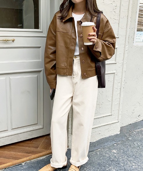 ABYS（アビス）の「フェイクレザーショートブルゾン（ブルゾン・レディース・ブラック/ブラウン・FREE）」の7枚目の写真