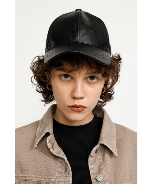 SLY(スライ)の「VEGAN LEATHER CAP/レザーキャップ(キャップ SLY(スライ)の「VEGAN LEATHER CAP/レザーキャップ(キャップ