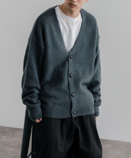 epnok（エプノック）の「ベーシックルーズモヘアライクカーディガン（カーディガン/ボレロ・メンズ・チャコール/ナチュラル/キャメル/ミント/グレイッシュブルー・SMALL/MEDIUM/LARGE）」の4枚目の写真