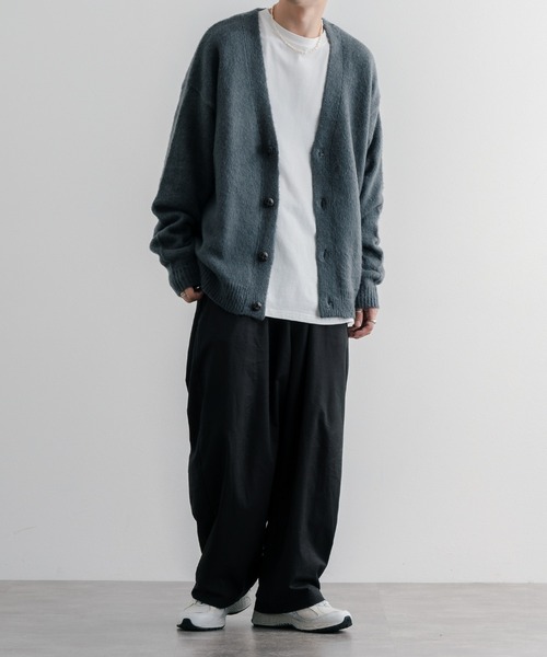 epnok（エプノック）の「ベーシックルーズモヘアライクカーディガン（カーディガン/ボレロ・メンズ・チャコール/ナチュラル/キャメル/ミント/グレイッシュブルー・SMALL/MEDIUM/LARGE）」の11枚目の写真