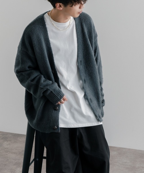 epnok（エプノック）の「ベーシックルーズモヘアライクカーディガン（カーディガン/ボレロ・メンズ・チャコール/ナチュラル/キャメル/ミント/グレイッシュブルー・SMALL/MEDIUM/LARGE）」の9枚目の写真