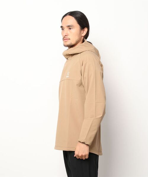HAGLOFS（ホグロフス）の「ソフトシェル アノラック(2021年NEWモデル)（ナイロンジャケット・メンズ・ベージュ・L/S/M）」の3枚目の写真