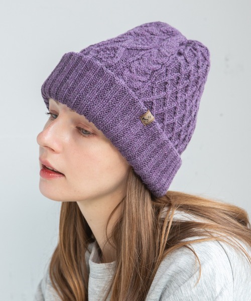 14+（イチヨンプラス）の「イタリア糸ケーブル編みワッチ（ニットキャップ/ビーニー・レディース・チャコールグレー/ライトブルー/ブラック/イエロー/ワインレッド/ピンク/オリーブ/ネイビー/アイボリー/グレー/ブラウン/ブルー/ベージュ/オレンジ/パープル・FREE）」の11枚目の写真