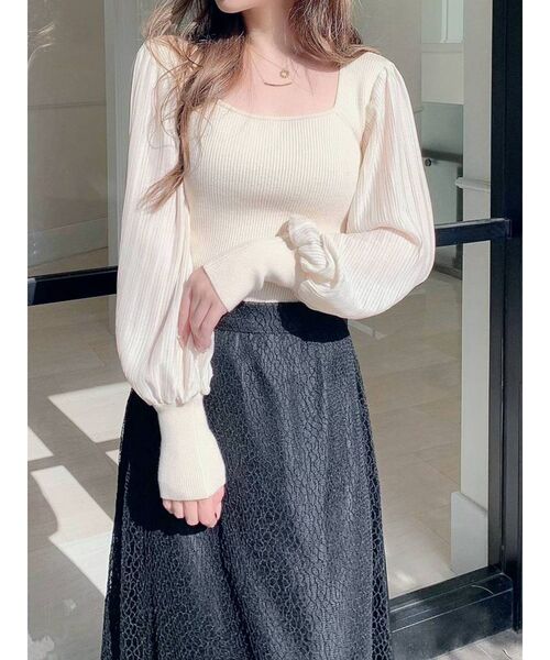 RESEXXY（リゼクシー）の「チュールパフニットTOPS（ニット/セーター・レディース・オフホワイト/ブラック/ブラウン・FREE）」の2枚目の写真